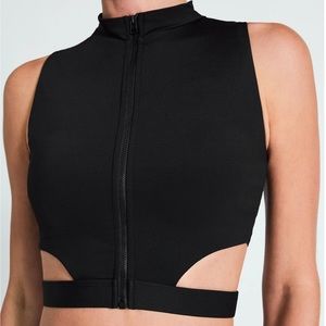 Devon Windsor Emery Crop Top Black Size XS